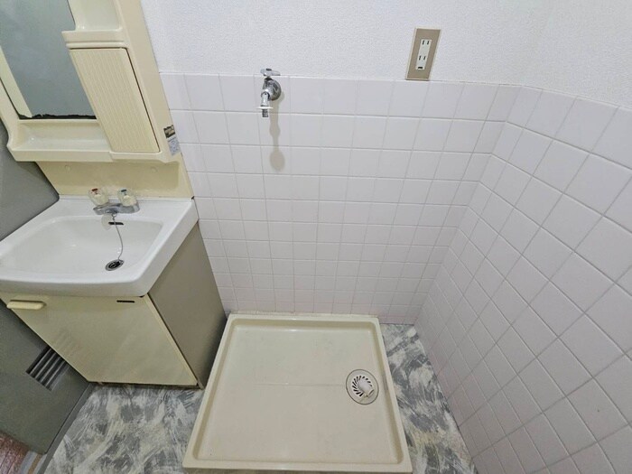 物件内観写真22　(洗濯機置場)