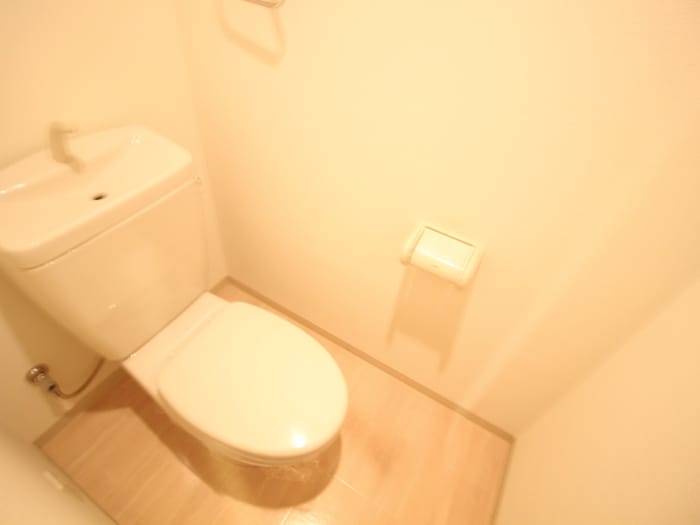 物件内観写真18　(トイレ)