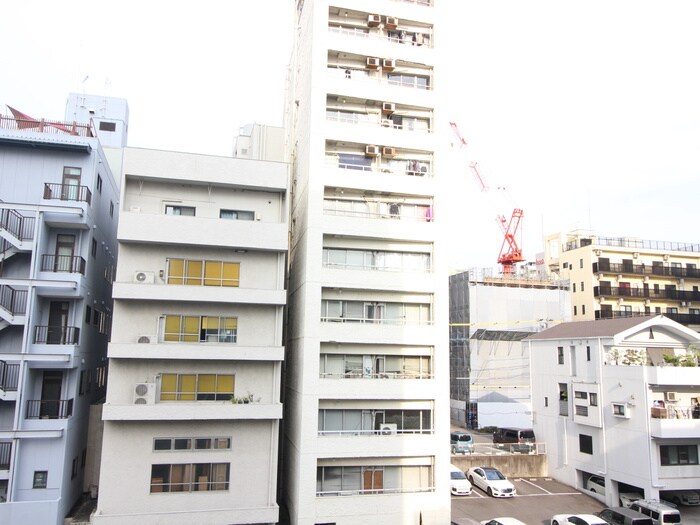 物件内観写真22　(室内からの展望)