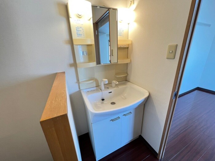 物件内観写真13　(洗面)