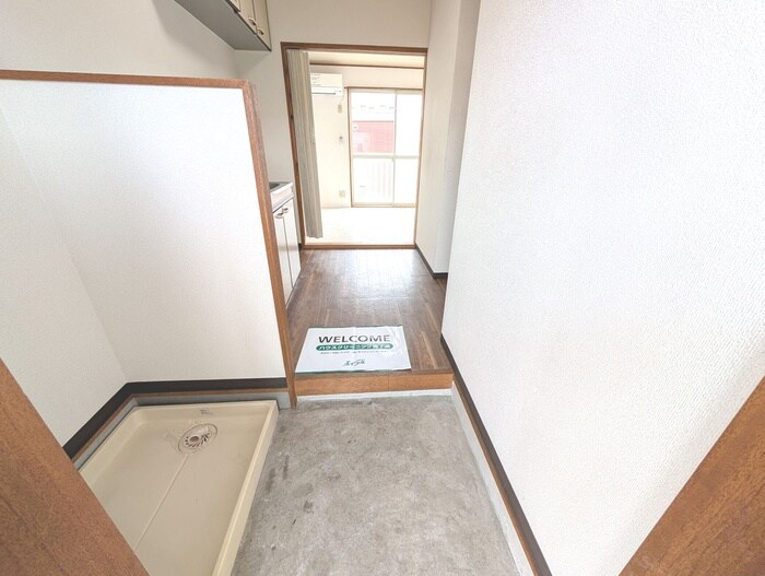 物件内観写真20　(玄関)