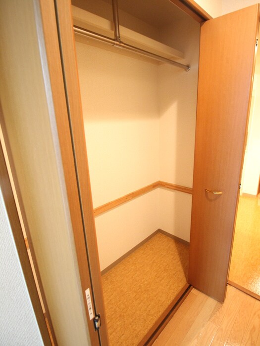 物件内観写真21　(収納)