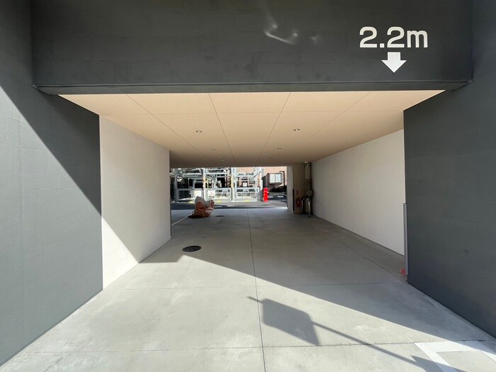 物件外観写真6　(駐車場)