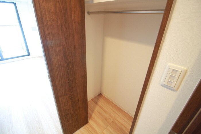 物件内観写真11　(収納)