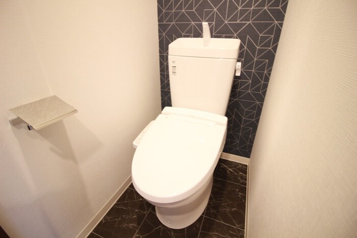 物件内観写真15　(トイレ)
