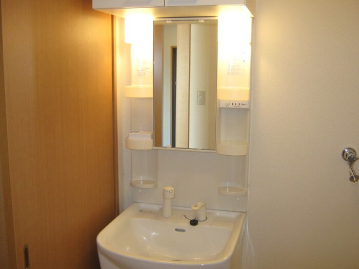 物件内観写真11　(洗面)