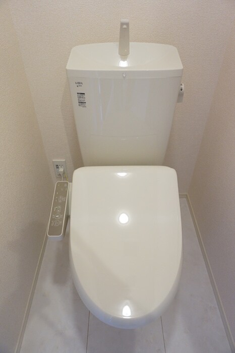 物件内観写真8　(トイレ)