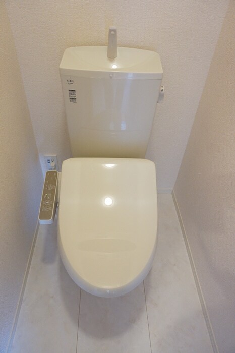 物件内観写真8　(トイレ)