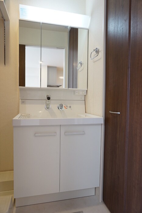 物件内観写真10　(洗面)