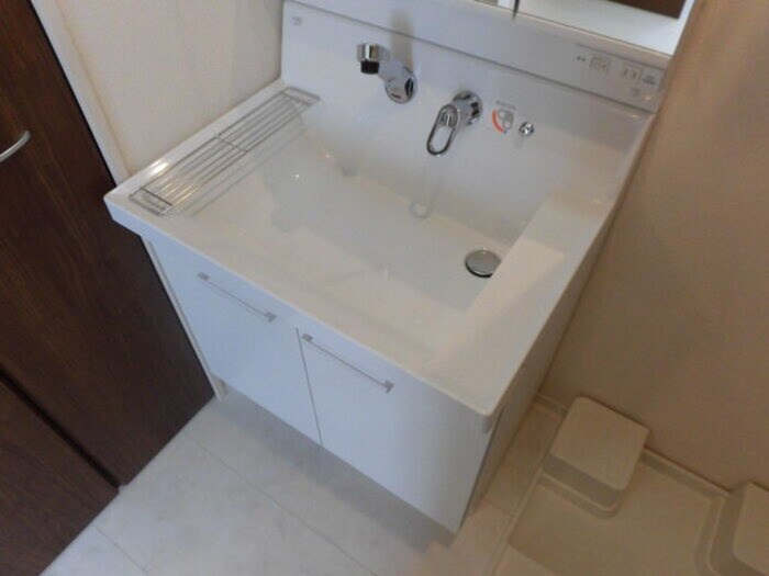 物件内観写真11　(洗面)