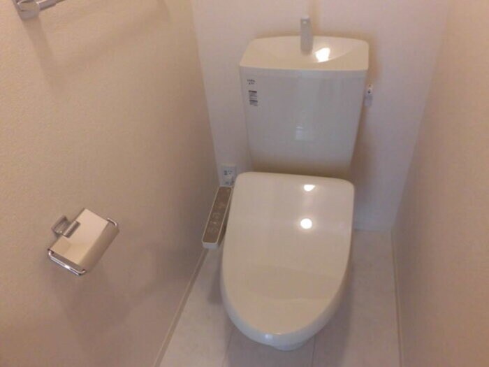 物件内観写真12　(トイレ)