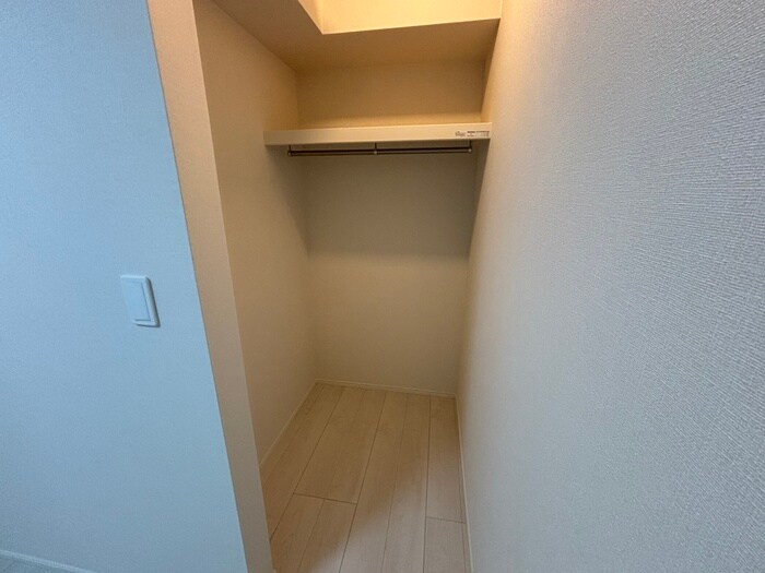 物件内観写真9　(収納)
