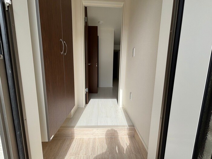 物件内観写真15　(玄関)