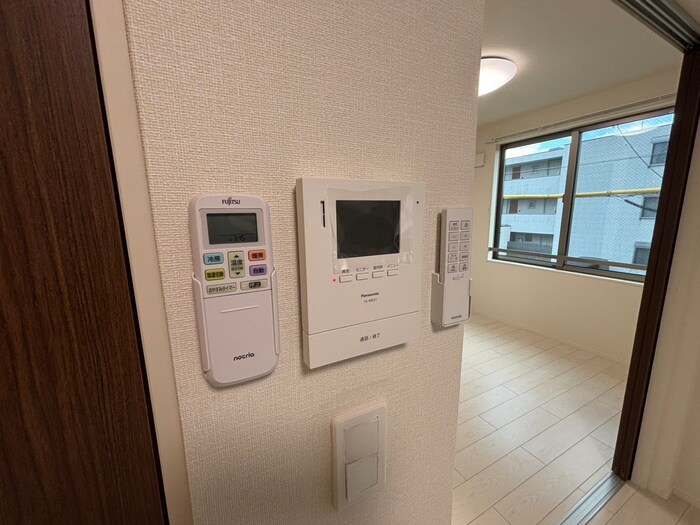 物件内観写真20　(廊下)