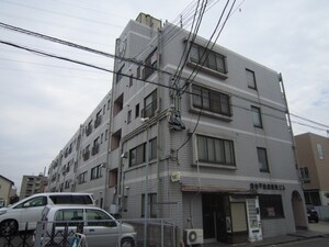 総合不動産建設ビル外観写真