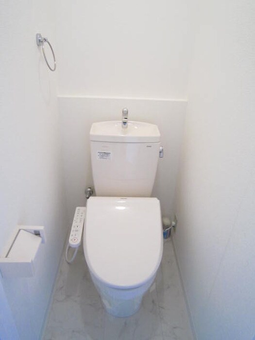 物件内観写真11　(トイレ)