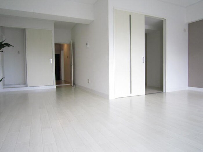 物件内観写真14　(居室)