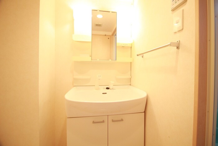 物件内観写真13　(洗面)