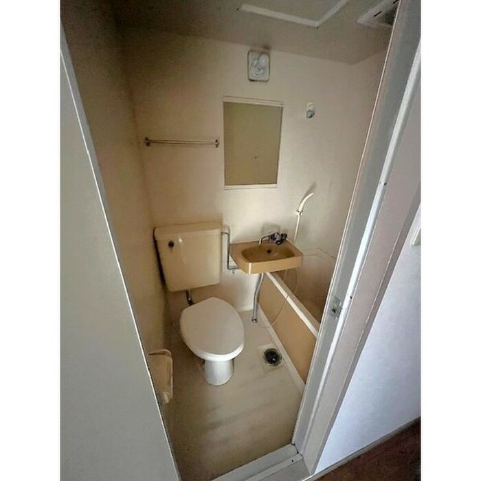 物件内観写真13　(トイレ)