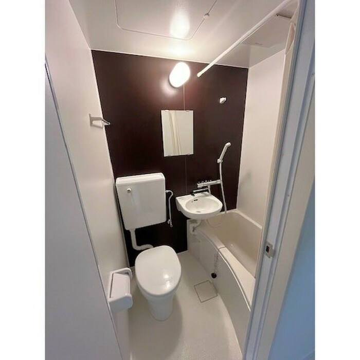 物件内観写真16　(トイレ)