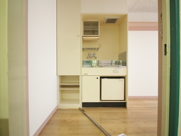 物件内観写真17　(廊下)