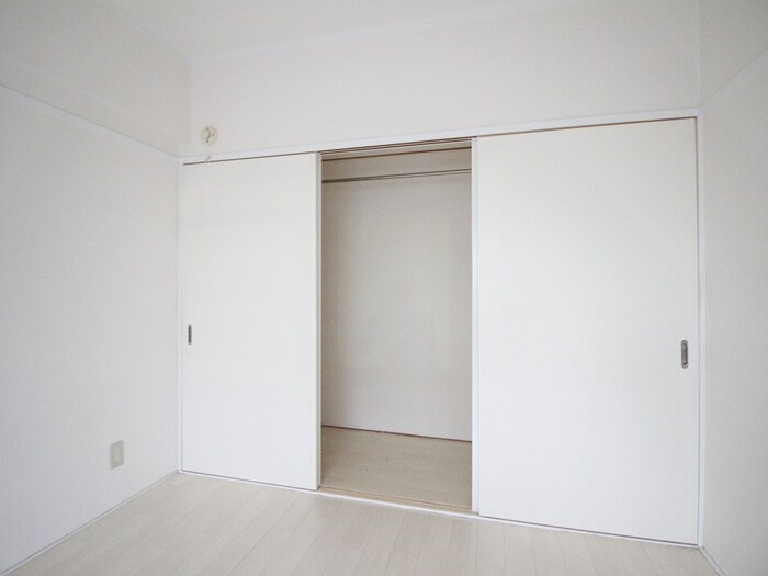 物件内観写真15　(収納)