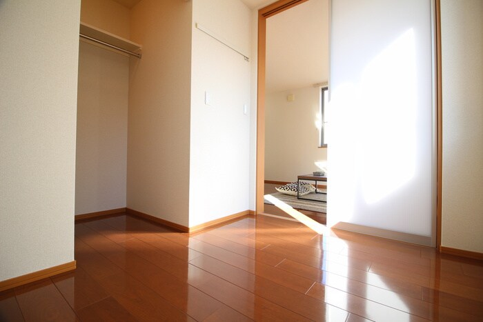 物件内観写真17　(居室)