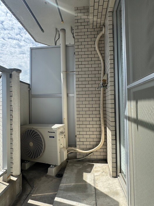 物件内観写真15　(洗濯機置場)