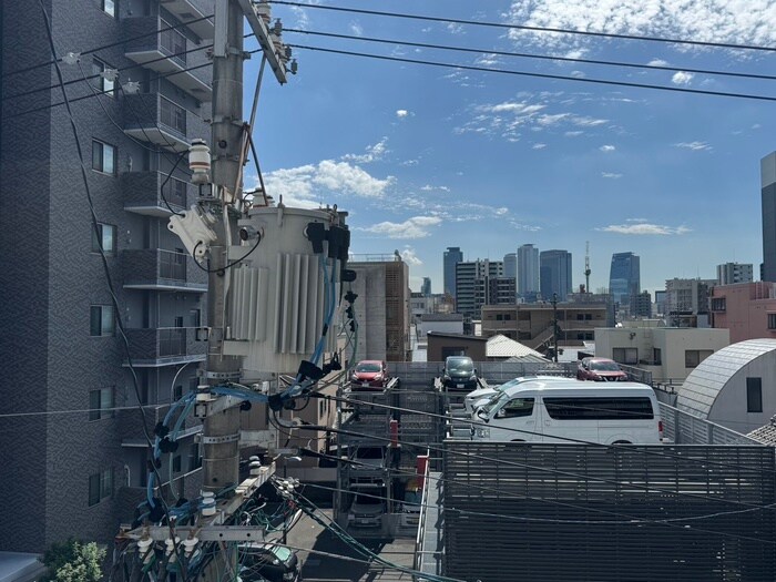 物件内観写真16　(玄関)