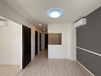 物件内観写真7　(居室)