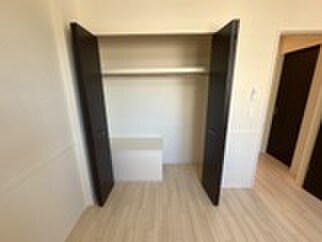 物件内観写真10　(収納)