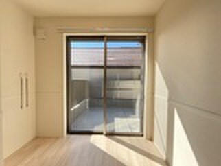 物件内観写真14　(居室)