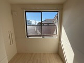 物件内観写真15　(居室)