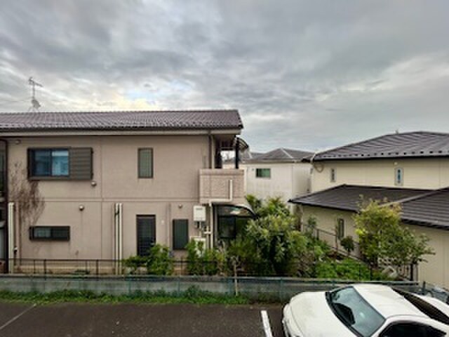 物件内観写真16　(室内からの展望)