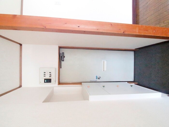 物件内観写真7　(玄関)