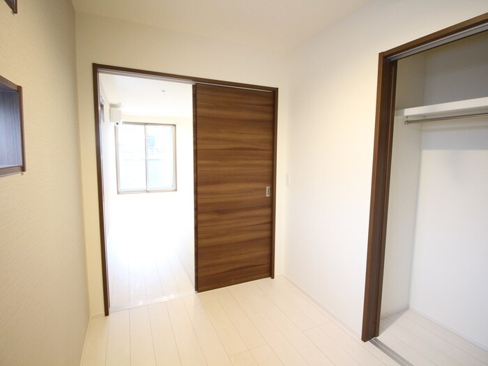 物件内観写真14　(居室)