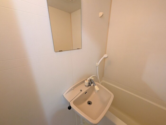 物件内観写真12　(洗面)