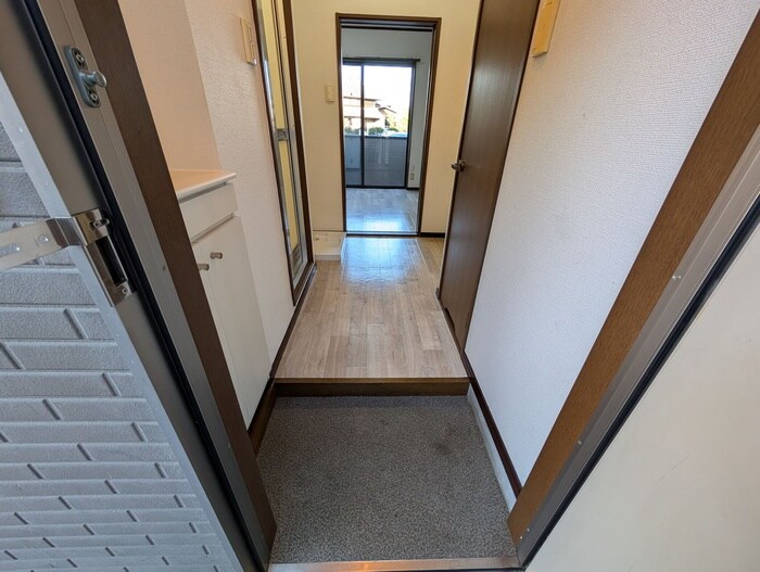 物件内観写真20　(玄関)