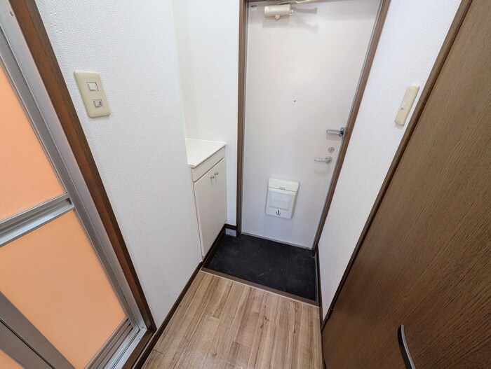 物件内観写真20　(玄関)