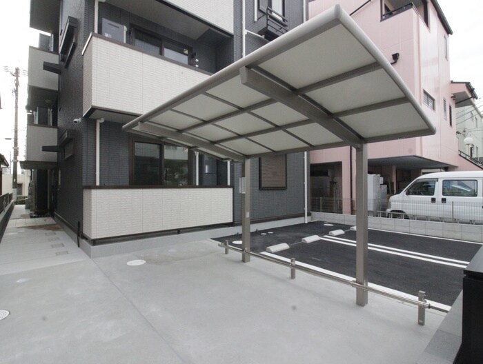 物件外観写真5　(駐輪場)