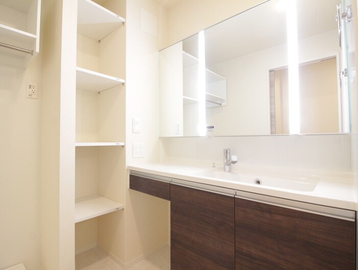 物件内観写真13　(洗面)