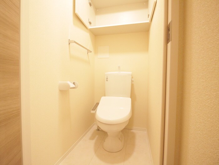 物件内観写真14　(トイレ)