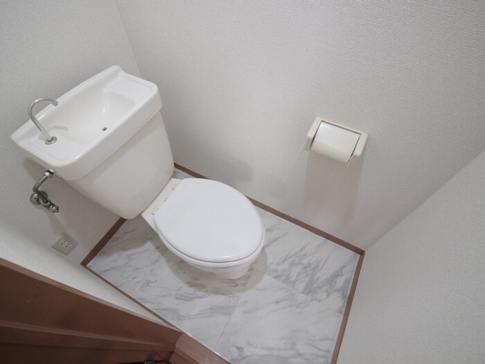 物件内観写真16　(トイレ)