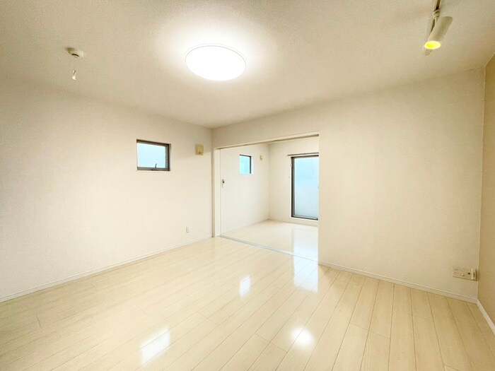 物件内観写真5　(居室)