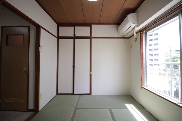 物件内観写真10　(居室)