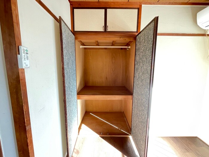 物件内観写真12　(収納)