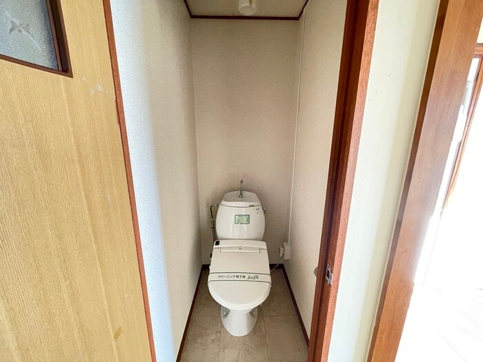 物件内観写真13　(トイレ)