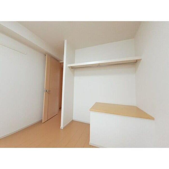 物件内観写真11　(収納)