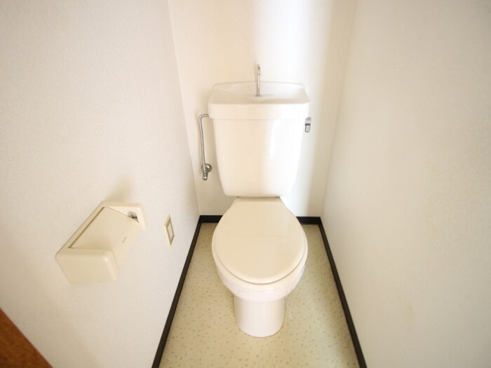 物件内観写真13　(トイレ)