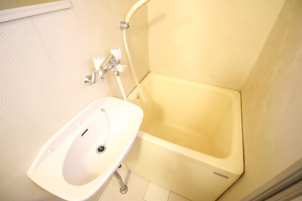 バス／シャワールーム等